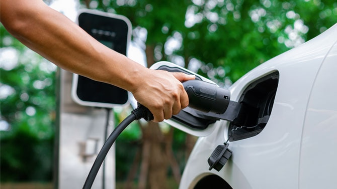 Insight S& – Electric Vehicle Sales Review Q1-2026