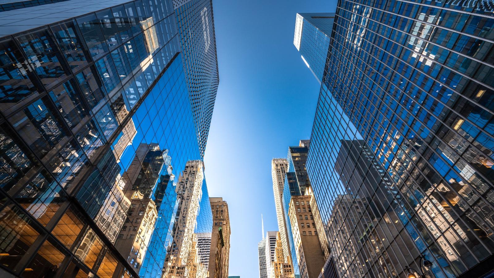 Time for banks to prioritize revenue growth | Strategy&