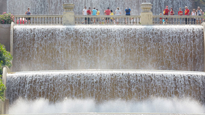 Management spans and layers: Streamlining the out-of-shape organization ...